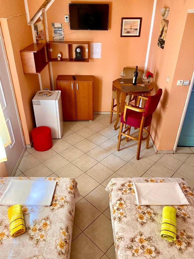 Vila Duricic 300M Od Mora Otel Ðenovići Dış mekan fotoğraf